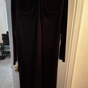 Black sexy keyhole dress. Flatters the curves.